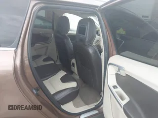 2010 Volvo XC60 3.0T z VIN YV4992DZ1A2020844, wystawiony jako IAAI lot #42221723 z przebiegiem 247 027 mil mil oraz . Historia ofert i sprzedaży dostępna na DreamBid. Obrazek 8.