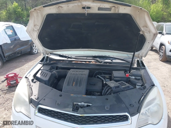 2011 Chevrolet Equinox LT w/2LT with VIN 2GNALPEC5B1175494, listed as a IAAI auction lot 41905154 with 123,769 mi miles. Bid and sale history available at carsss.com. Image 10.