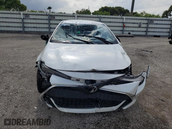 2022 Toyota Corolla Hatchback XSE with VIN JTNC4MBE1N3174369, listed as a Copart auction lot 67378154 with 20,952 mi miles and Salvage Title. Bid and sale history available at carsss.com. Image 5.