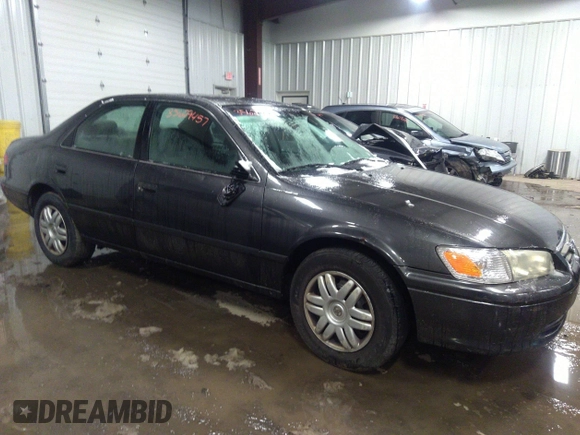 2001 Toyota Camry CE with VIN 4T1BG22K21U781964, listed as a IAAI auction lot 35629457 with 171,488 mi miles. Bid and sale history available at carsss.com. Image 6.