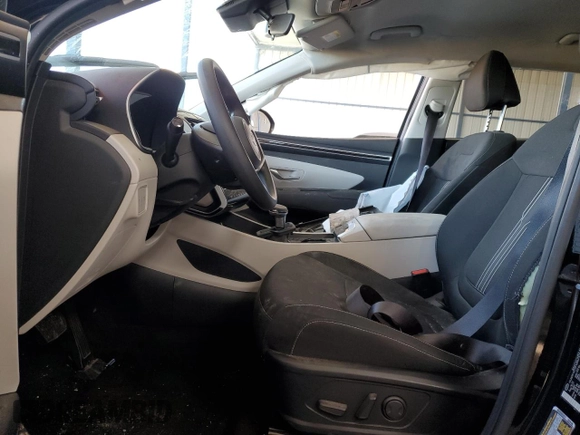 2024 Hyundai Tucson SEL with VIN 5NMJBCDE4RH308825, listed as a Copart auction lot 61718064 with 16,196 mi miles and Salvage Title. Bid and sale history available at carsss.com. Image 7.