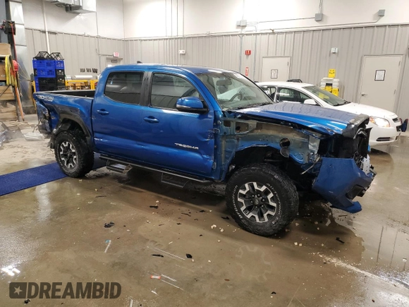 2016 Toyota Tacoma SR with VIN 3TMCZ5AN0GM019083, listed as a Copart auction lot 45275535 with 92,626 mi miles and Clean Title. Bid and sale history available at DreamBid. Image 4.