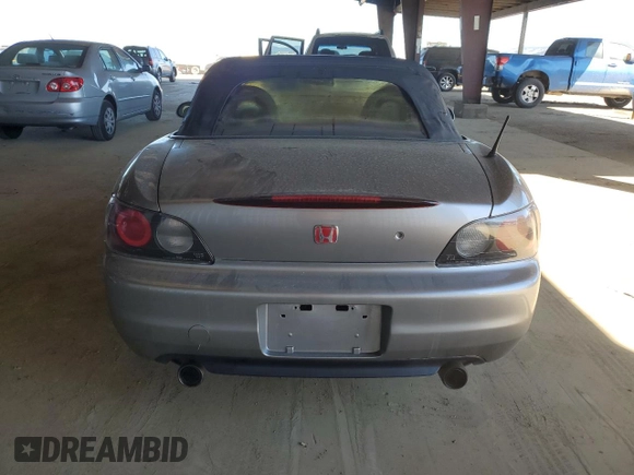 2000 Honda S2000 с VIN JHMAP1147YT008063, выставлен на аукционе Copart как лот 47440075 с пробегом 136 538 миль миль и Списание • Salvage title. История ставок и продаж доступна на DreamBid. Изображение 6.
