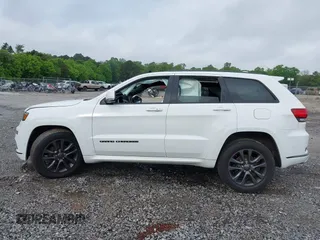 2018 Jeep Grand Cherokee High Altitude z VIN 1C4RJECG0JC223424, wystawiony jako IAAI lot #42116920 z przebiegiem 122 884 mil mil oraz . Historia ofert i sprzedaży dostępna na DreamBid. Obrazek 13.