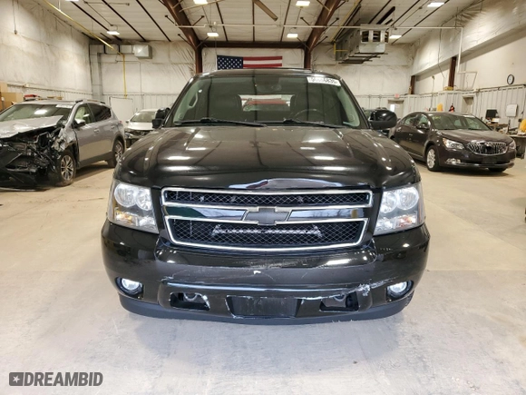 2013 Chevrolet Tahoe LT with VIN 1GNSKBE08DR225752, listed as a Copart auction lot 50666835 with 193,438 mi miles and Non Repairable. Bid and sale history available at carsss.com. Image 5.
