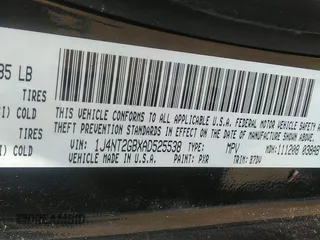 2010 Jeep Patriot Sport with VIN 1J4NT2GBXAD525538, listed as a IAAI auction lot 42178852 with 213,350 mi miles. Bid and sale history available at carsss.com. Image 9.