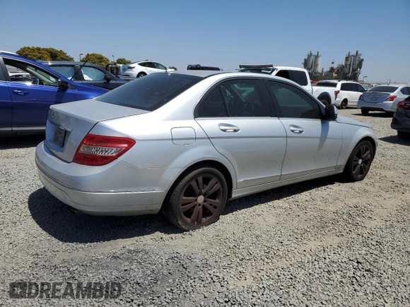 2008 Mercedes-Benz C 300 Sport z VIN WDDGF54X98F065106, wystawiony jako Copart lot #61669995 z przebiegiem 197 374 mil mil oraz Czysty tytuł • Clean title. Historia ofert i sprzedaży dostępna na DreamBid. Obrazek 3.