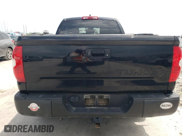 2021 Toyota Tundra SR z VIN 5TFRY5F17MX286018, wystawiony jako Copart lot #61780125 z przebiegiem 83 161 mil mil oraz Szkoda całkowita • Salvage title. Historia ofert i sprzedaży dostępna na DreamBid. Obrazek 6.