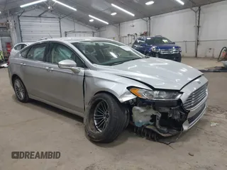 2014 Ford Fusion SE with VIN 3FA6P0H92ER284852, listed as a IAAI auction lot 42104842 with 103,295 mi miles. Bid and sale history available at carsss.com. Image 1.