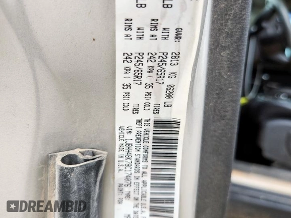 2008 Jeep Commander Sport with VIN 1J8HH48K78C174076, listed as a Copart auction lot 60203175 with 224,740 mi miles and Clean title. Bid and sale history available at DreamBid. Image 13.