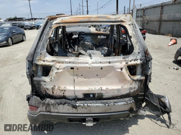 2014 Jeep Grand Cherokee Limited with VIN 1C4RJFBT1EC226438, listed as a Copart auction lot 61998865 with Not provided miles and Non repairable. Bid and sale history available at DreamBid. Image 6.