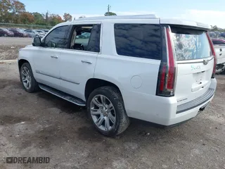 2018 Cadillac Escalade Premium Luxury with VIN 1GYS4CKJ4JR278279, listed as a IAAI auction lot 41334615 with 1 mi miles. Bid and sale history available at carsss.com. Image 3.