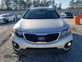 2013 Kia Sorento EX with VIN 5XYKU4A23DG376762, listed as a Copart auction lot 43710375 with 195,246 mi miles and Salvage Title. Bid and sale history available at carsss.com. Image 5.