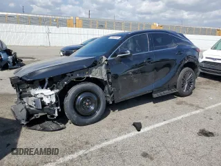 2024 Lexus RX 350h z VIN 2T2BBMCA3RC060576, wystawiony jako Copart lot #51649745 z przebiegiem 7045 mil mil oraz Szkody całkowita. Historia ofert i sprzedaży dostępna na DreamBid. Obrazek 1.