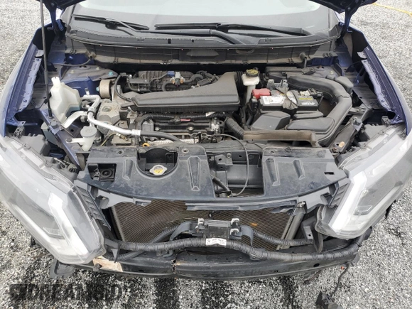 2020 Nissan Rogue SV with VIN KNMAT2MT0LP523946, listed as a Copart auction lot 47184445 with 41,940 mi miles and Salvage Title. Bid and sale history available at carsss.com. Image 12.