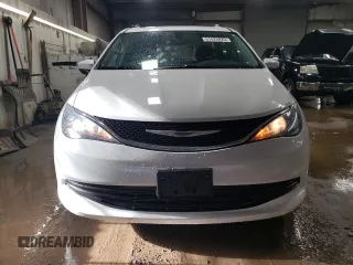 2020 Chrysler Voyager LXi z VIN 2C4RC1DG3LR164087, wystawiony jako Copart lot #51525025 z przebiegiem 73 598 mil mil oraz Szkoda całkowita • Salvage title. Historia ofert i sprzedaży dostępna na DreamBid. Obrazek 5.