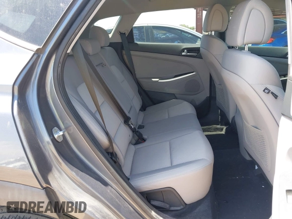 2017 Hyundai Tucson SE with VIN KM8J23A47HU539717, listed as a IAAI auction lot 42158049 with 81,570 mi miles and . Bid and sale history available at DreamBid. Image 8.
