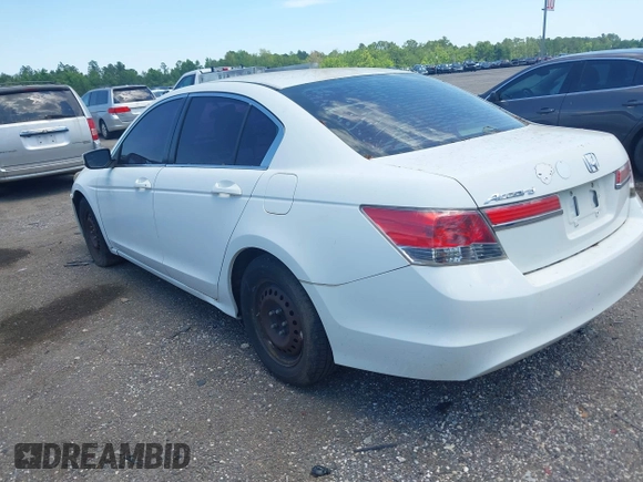 2011 Honda Accord LX z VIN 1HGCP2F31BA139719, wystawiony jako IAAI lot #42354409 z przebiegiem 219 184 mil mil oraz . Historia ofert i sprzedaży dostępna na DreamBid. Obrazek 3.