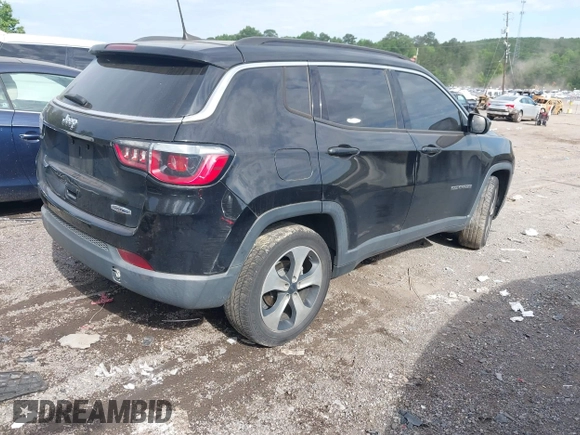 2018 Jeep Compass Latitude with VIN 3C4NJCBB8JT124640, listed as a IAAI auction lot 42182791 with 179,376 mi miles and . Bid and sale history available at DreamBid. Image 4.