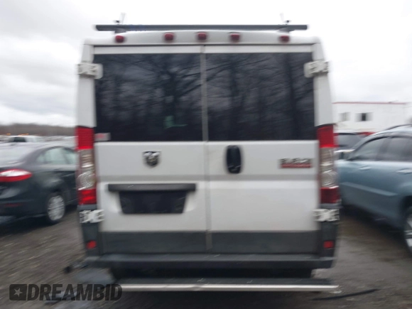 2016 Ram ProMaster Cargo with VIN 3C6TRVAG6GE113617, listed as a IAAI auction lot 41066940 with 260,390 mi miles and . Bid and sale history available at DreamBid. Image 16.