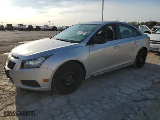 2013 Chevrolet Cruze LS with VIN 1G1PA5SG4D7282099, listed as a Copart auction lot 54089845 with 179,171 mi miles and Clean Title. Bid and sale history available at carsss.com. Image 1.