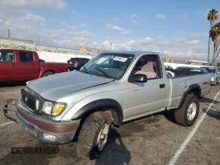 2001 Toyota Tacoma PreRunner with VIN 5TENM92N31Z851038, listed as a Copart auction lot 78100474 with 290,895 mi miles and Salvage title. Bid and sale history available at DreamBid. Image 1.