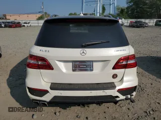 2014 Mercedes-Benz M 63 AMG z VIN 4JGDA7EB6EA344690, wystawiony jako Copart lot #59296955 z przebiegiem 98 090 mil mil oraz Czysty tytuł • Clean title. Historia ofert i sprzedaży dostępna na DreamBid. Obrazek 6.