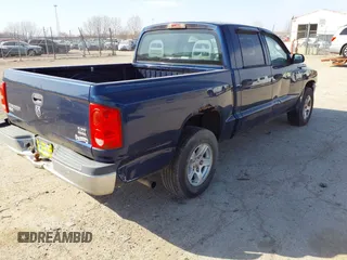 2005 Dodge Dakota SLT z VIN 1D7HE48N55S163580, wystawiony jako IAAI lot #41776155 z przebiegiem 164 671 mil mil oraz . Historia ofert i sprzedaży dostępna na DreamBid. Obrazek 4.