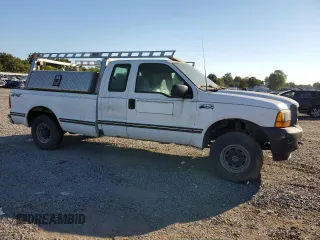 2001 Ford Super Duty F-250 XL with VIN 1FTNX21L31EC32313, listed as a Copart auction lot 68481624 with 131,581 mi miles and Clean Title. Bid and sale history available at carsss.com. Image 4.