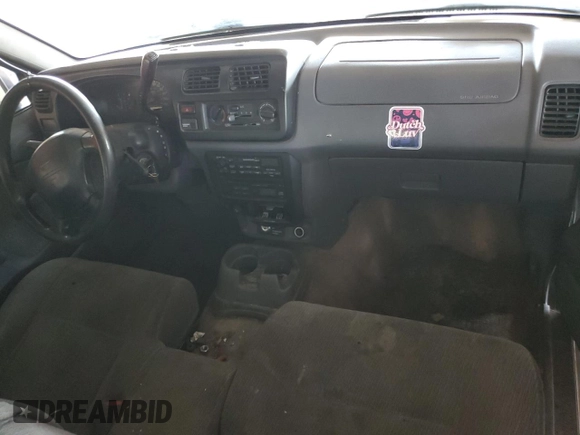 2000 Nissan Frontier XE with VIN 1N6DD26S3YC333326, listed as a Copart auction lot 62520385 with Not provided miles and Clean title. Bid and sale history available at DreamBid. Image 8.
