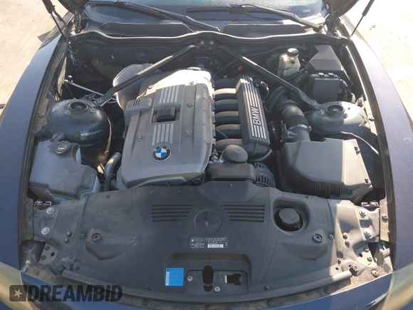 2006 BMW Z4 3.0i with VIN 4USBU33526LW58409, listed as a IAAI auction lot 42241927 with 126,347 mi miles and . Bid and sale history available at DreamBid. Image 10.
