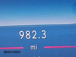 2025 Mercedes-Benz GLC 300 z VIN W1NKM4HB7SF357792, wystawiony jako IAAI lot #42177374 z przebiegiem 982 mil mil oraz . Historia ofert i sprzedaży dostępna na DreamBid. Obrazek 15.