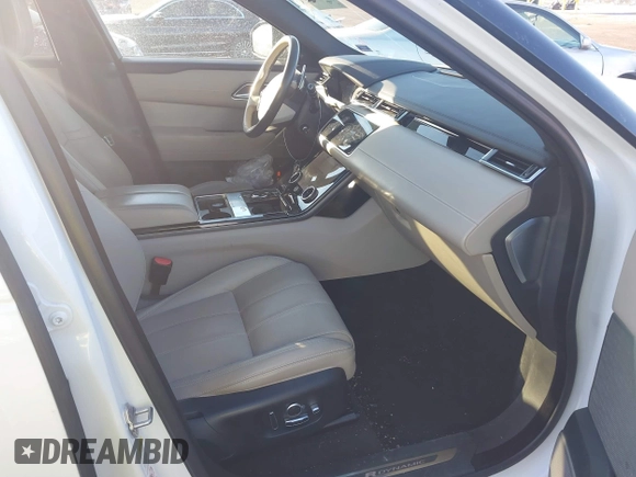 2018 Land Rover Range Rover Velar R-Dynamic HSE with VIN SALYM2RV5JA749821, listed as a IAAI auction lot 41387599 with 119,485 mi miles and . Bid and sale history available at DreamBid. Image 5.