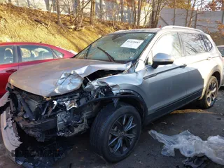 2023 Volkswagen Tiguan SE with VIN 3VVMB7AX7PM017807, listed as a IAAI auction lot 41422055 with 23,974 mi miles and . Bid and sale history available at DreamBid. Image 23.