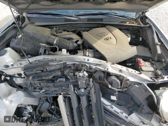 2020 Toyota Tacoma SR5 with VIN 5TFAZ5CNXLX095175, listed as a Copart auction lot 54339355 with 61,187 mi miles and Salvage title. Bid and sale history available at DreamBid. Image 11.