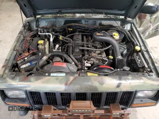 1998 Jeep Cherokee Sport with VIN 1J4FJ68S7WL269467, listed as a Copart auction lot 58664135 with 187,741 mi miles and Clean title. Bid and sale history available at DreamBid. Image 12.