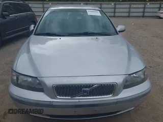2001 Volvo V70 with VIN YV1SW58D512096722, listed as a IAAI auction lot 42080844 with 218,965 mi miles and . Bid and sale history available at DreamBid. Image 6.