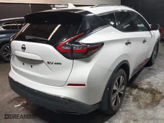 2020 Nissan Murano SV with VIN 5N1AZ2BS8LN117428, listed as a IAAI auction lot 41257451 with 80,457 mi miles. Bid and sale history available at carsss.com. Image 4.