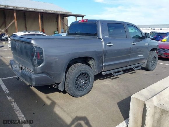 2019 Toyota Tundra 4WD SR5 with VIN 5TFHY5F1XKX800565, listed as a IAAI auction lot 41885751 with 39,370 mi miles. Bid and sale history available at carsss.com. Image 4.