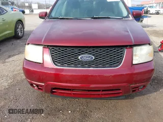 2005 Ford Freestyle Limited with VIN 1FMZK06125GA47025, listed as a IAAI auction lot 41617746 with 199,503 mi miles. Bid and sale history available at carsss.com. Image 6.