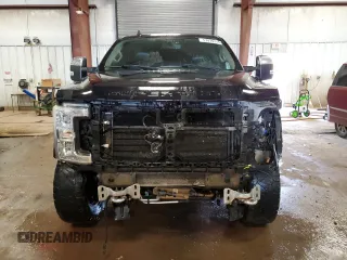 2019 Ford F-250 XL with VIN 1FT7W2BT4KEC21817, listed as a Copart auction lot 57479715 with 183,886 mi miles and Clean title. Bid and sale history available at DreamBid. Image 5.