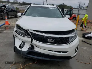2015 Kia Sorento LX with VIN 5XYKT3A68FG595316, listed as a Copart auction lot 44363615 with 192,193 mi miles and Salvage Title. Bid and sale history available at DreamBid. Image 5.