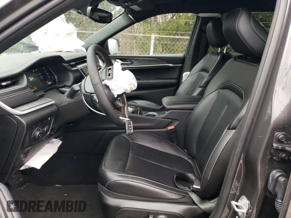 2024 Jeep Grand Cherokee с VIN 1C4RJYB62R8611652, выставлен на аукционе Copart как лот 43877075 с пробегом 5 105 миль миль и Списание • Salvage title. История ставок и продаж доступна на DreamBid. Изображение 7.