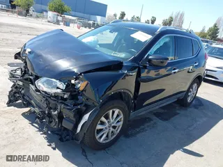 2020 Nissan Rogue SV with VIN KNMAT2MV1LP533323, listed as a IAAI auction lot 41992342 with 51,822 mi miles. Bid and sale history available at carsss.com. Image 18.