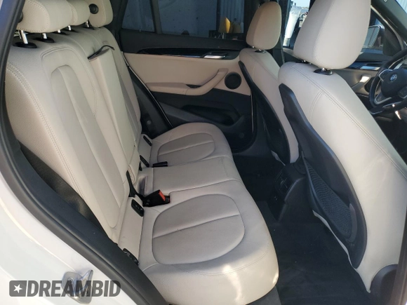 2022 BMW X1 sDrive28i with VIN WBXJG7C05N5V39439, listed as a Copart auction lot 81640724 with 30,261 mi miles and Salvage Title. Bid and sale history available at carsss.com. Image 11.