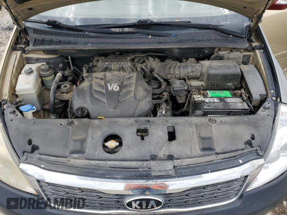 2011 Kia Sedona LX with VIN KNDMG4C71B6409718, listed as a Copart auction lot 55309365 with 307,610 mi miles and Salvage Title. Bid and sale history available at carsss.com. Image 12.