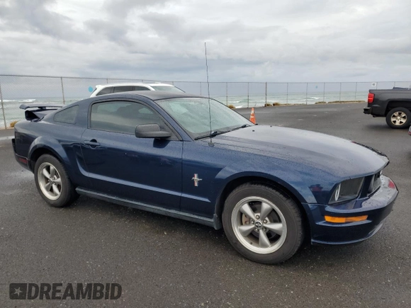 2006 Ford Mustang Standard z VIN 1ZVFT80N865265379, wystawiony jako Copart lot #48431665 z przebiegiem 209 542 mil mil oraz Czysty tytuł • Clean title. Historia ofert i sprzedaży dostępna na DreamBid. Obrazek 4.