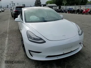 2019 Tesla Model 3 Mid Range z VIN 5YJ3E1EAXKF429382, wystawiony jako Copart lot #56172625 z przebiegiem Nie podano mil oraz Szkoda całkowita • Salvage title. Historia ofert i sprzedaży dostępna na DreamBid. Obrazek 13.