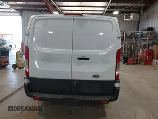 2019 Ford Transit z VIN 1FTYE1ZM5KKB61368, wystawiony jako IAAI lot #42232514 z przebiegiem 65 348 mil mil oraz . Historia ofert i sprzedaży dostępna na DreamBid. Obrazek 15.