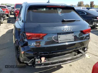 2020 Audi Q3 Premium Plus with VIN WA1BECF35L1017737, listed as a Copart auction lot 46367503 with 28,496 mi miles. Bid and sale history available at carsss.com. Image 6.